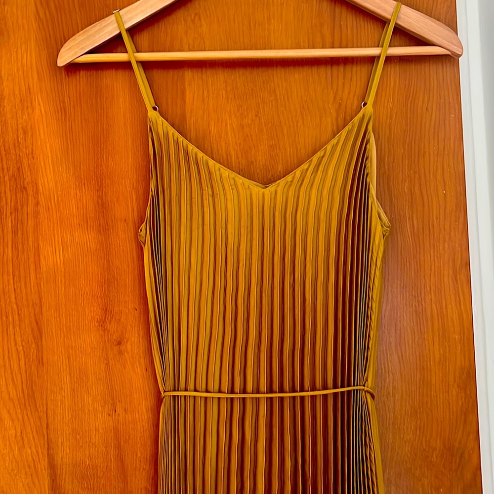 COPY - Banana Republic marigold fall accordion style dress with tie